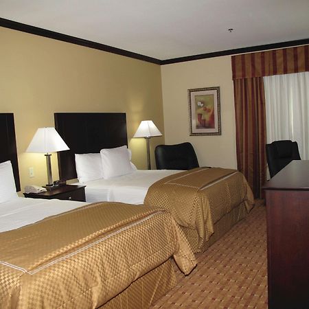 La Quinta By Wyndham Ennis Hotel Eksteriør billede