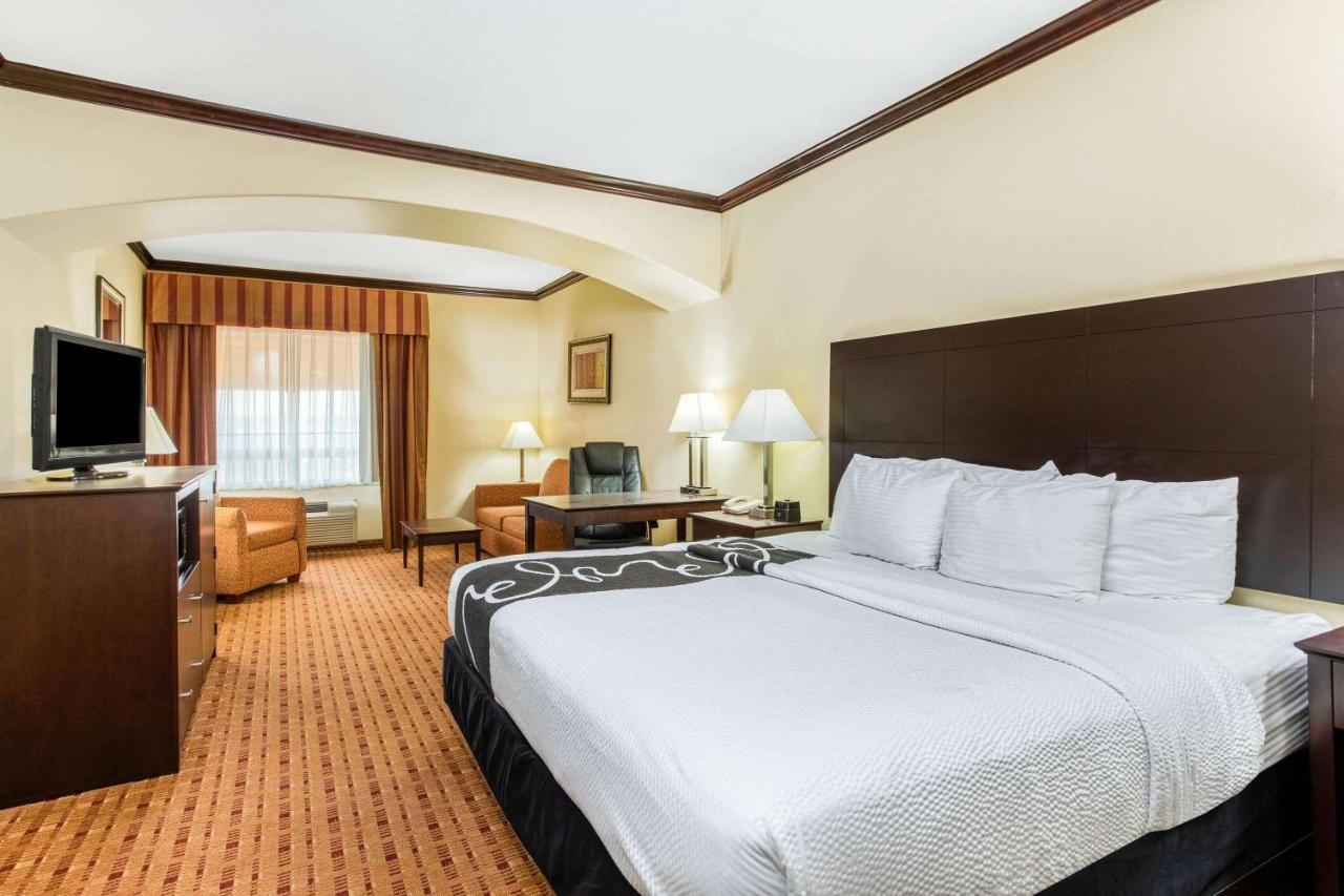 La Quinta By Wyndham Ennis Hotel Eksteriør billede