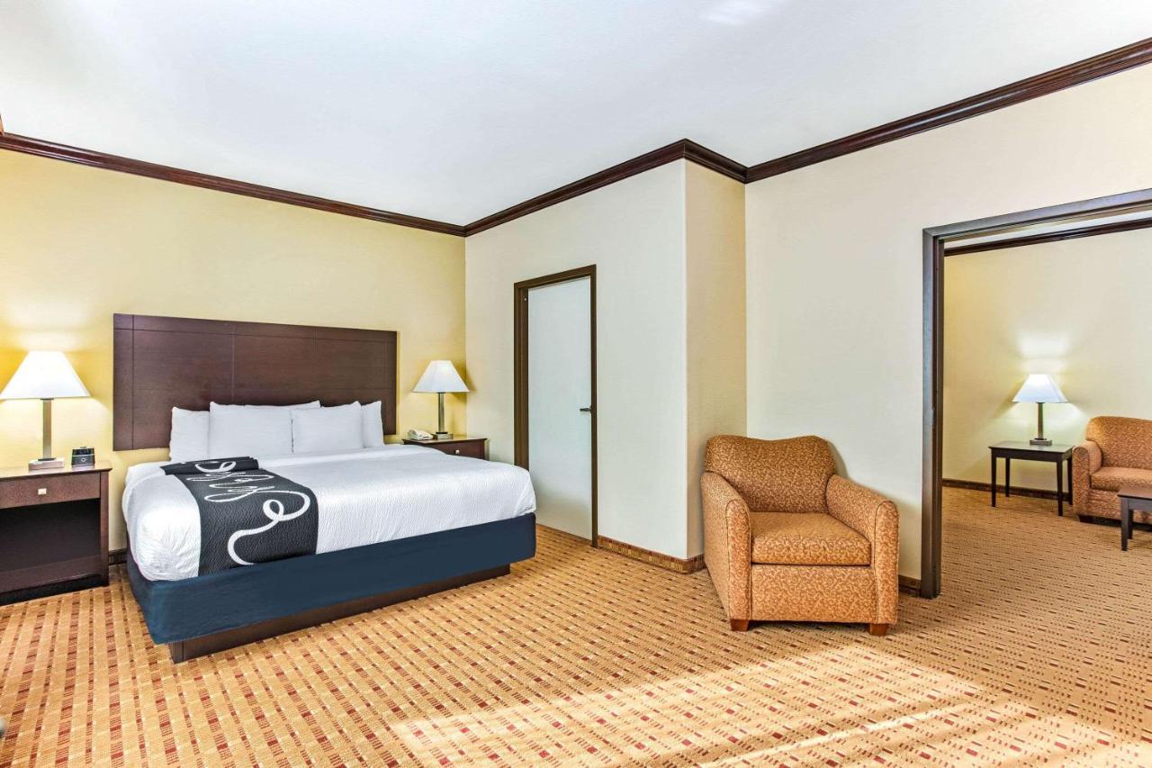 La Quinta By Wyndham Ennis Hotel Eksteriør billede