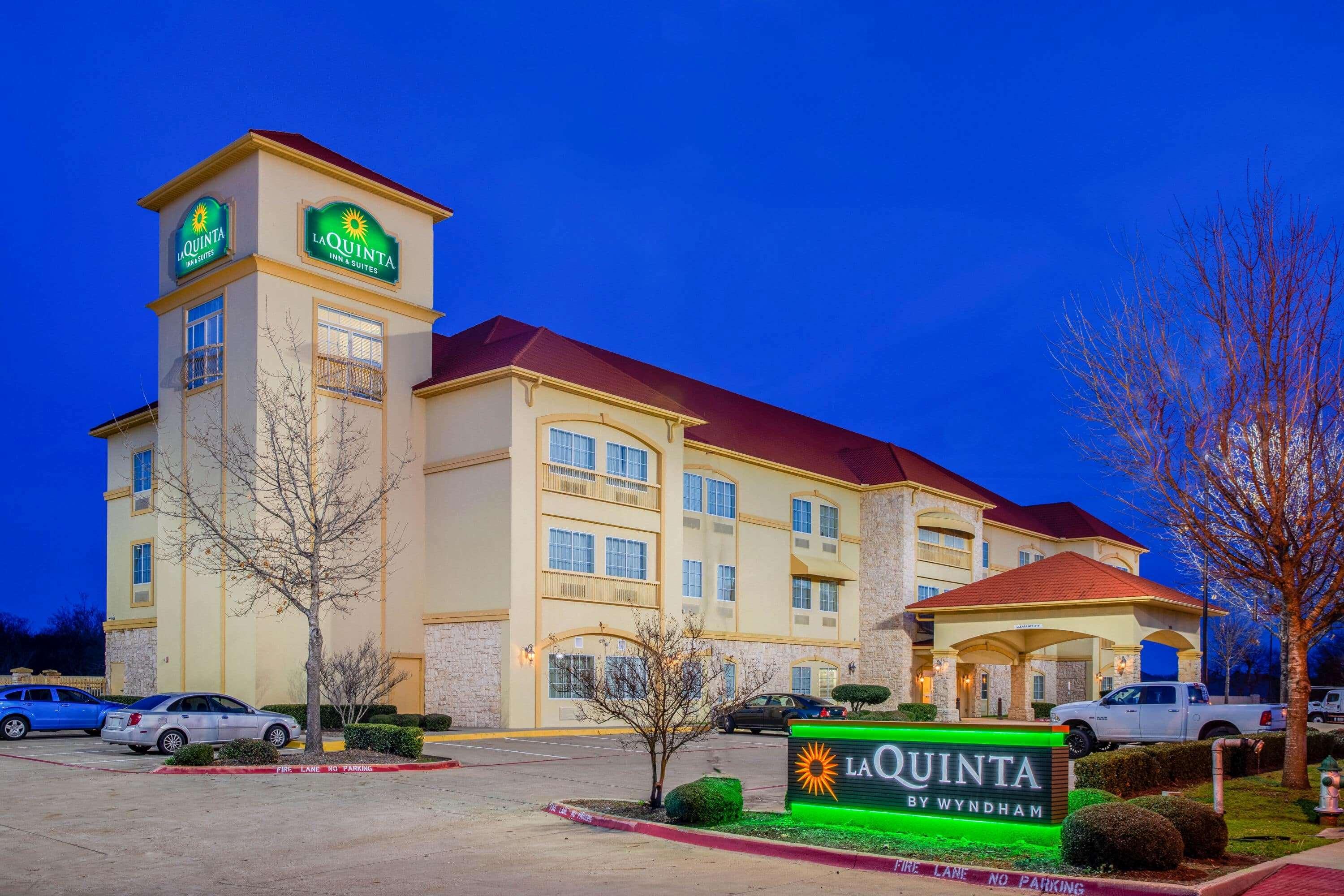 La Quinta By Wyndham Ennis Hotel Eksteriør billede